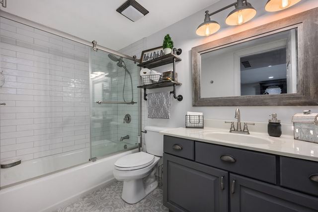 5840 Highland Bath